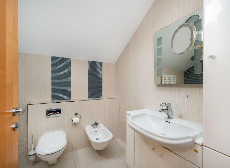 Shannagh House, Killinure, Glasson, N37RW70