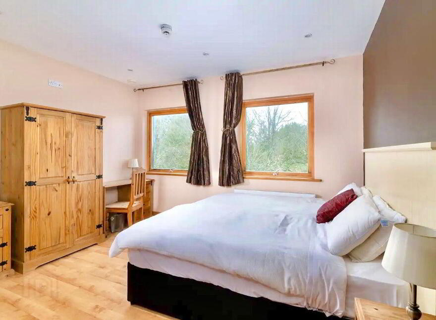 Coosan Cottage, Creaghduff, Coosan, Athlone, N37NY01