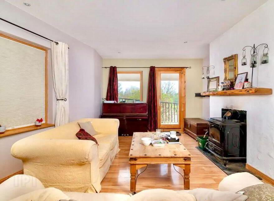 Coosan Cottage, Creaghduff, Coosan, Athlone, N37NY01
