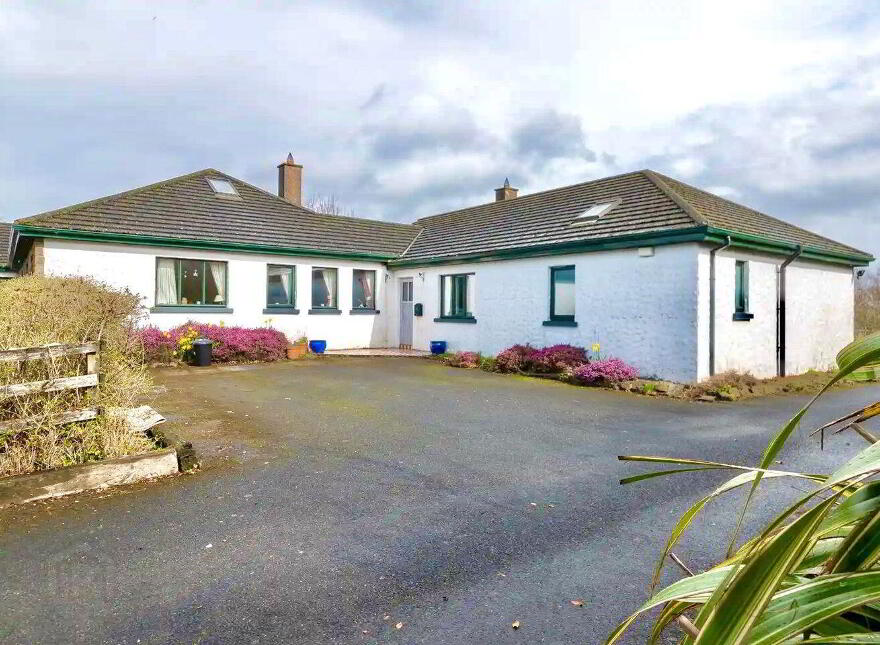 Coosan Cottage, Creaghduff, Coosan, Athlone, N37NY01