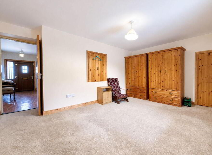 Tinamuck West, Moate, Clara, N37HY84