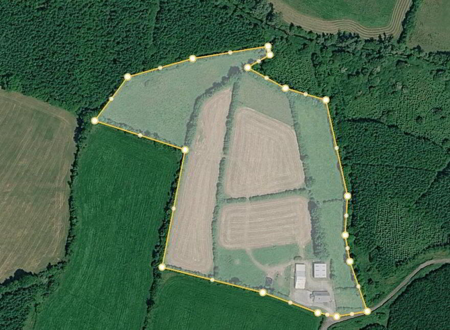 Tinamuck West, Moate, Clara, N37HY84