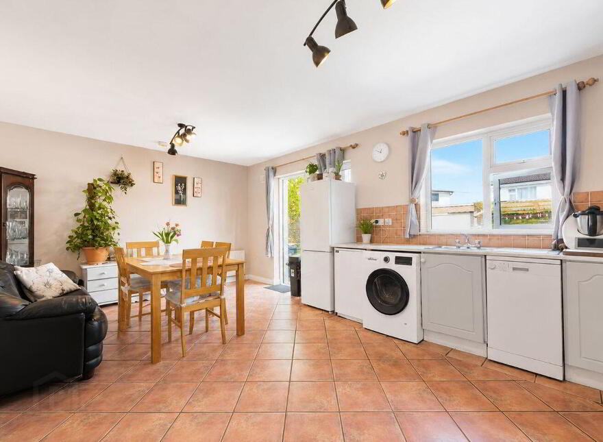 58 Oakdale, Baylough, Athlone, N37RW50