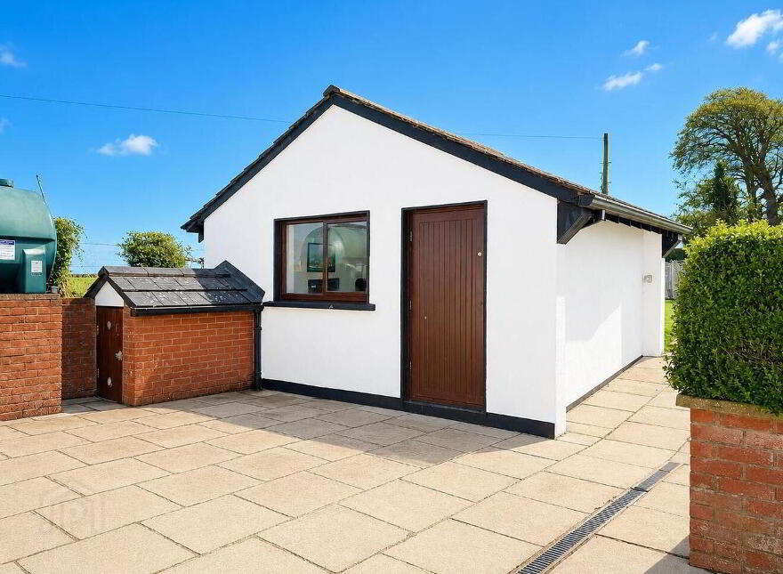 Coolvuck, Ballykeeran, Athlone, N37Y003