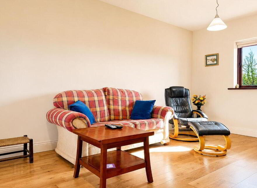 Coolvuck, Ballykeeran, Athlone, N37Y003