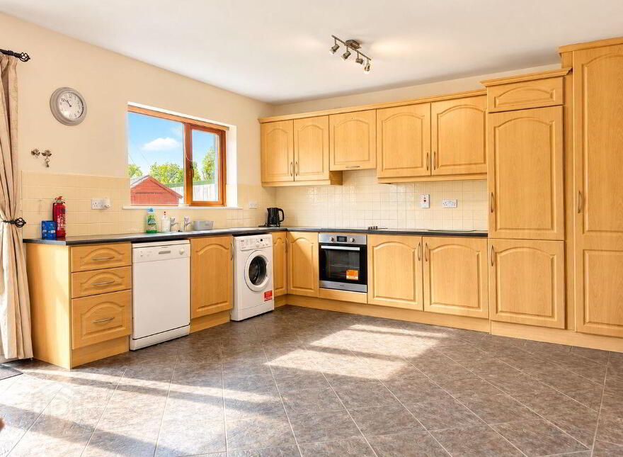 8 Abbeygarth, Baylough, Athlone, N37C3N2
