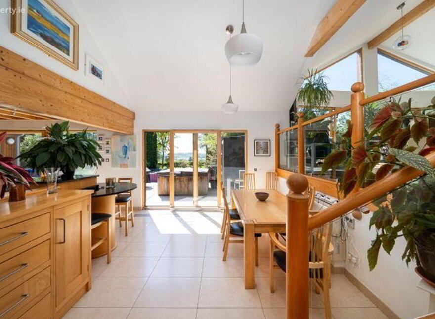 Shannagh House, Killinure, Glasson, Athlone, N37RW70