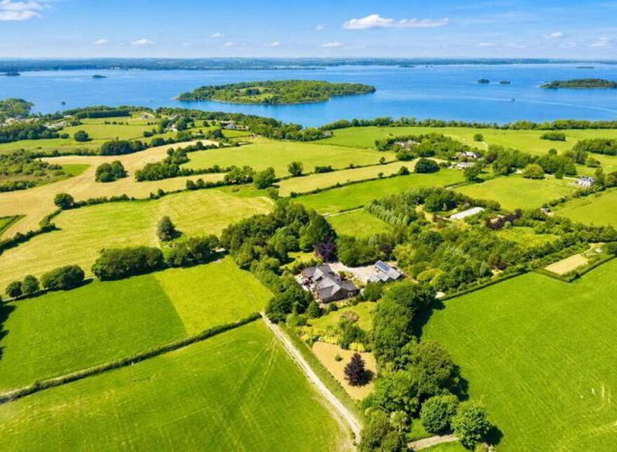 Shannagh House, Killinure, Glasson, Athlone, N37RW70