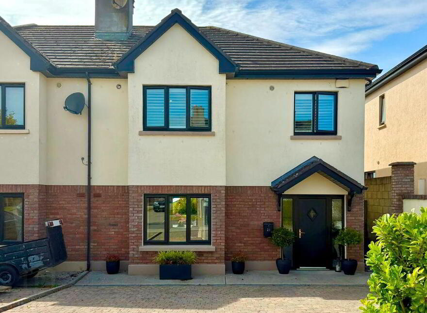 23 Clibborne Way, Moate, N37XY31 photo