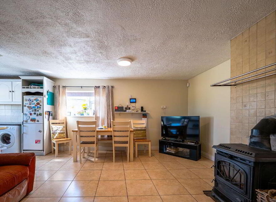 Gorteendangan, Castleiney, Templemore, E41EY05