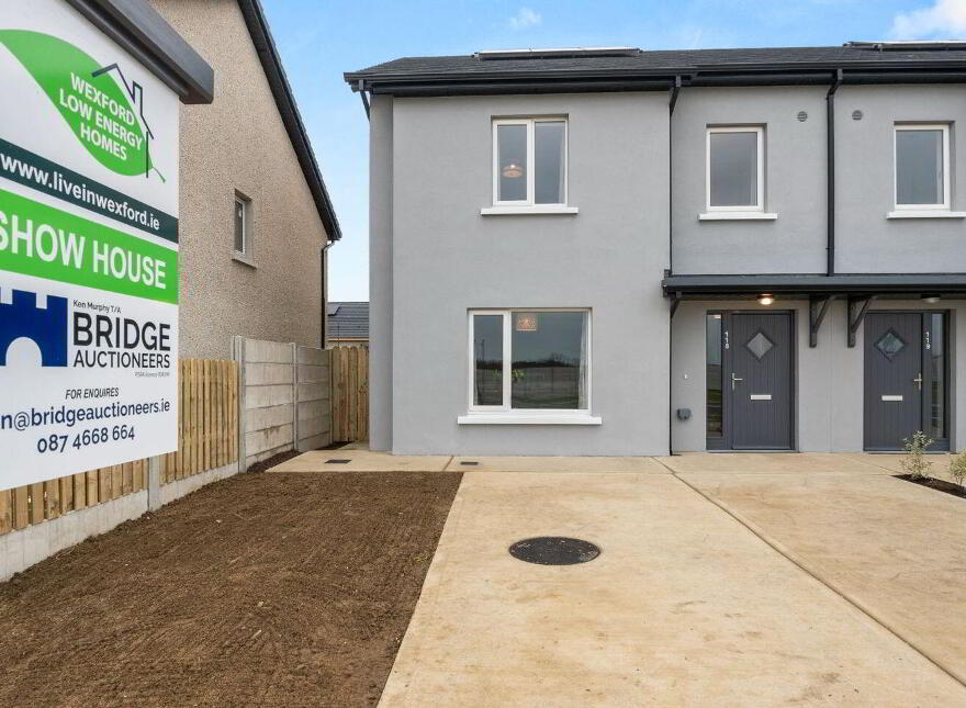 SHOWHOUSE, 118 Forgelands, Old Forge Road, Enniscorthy, Y21T9H9