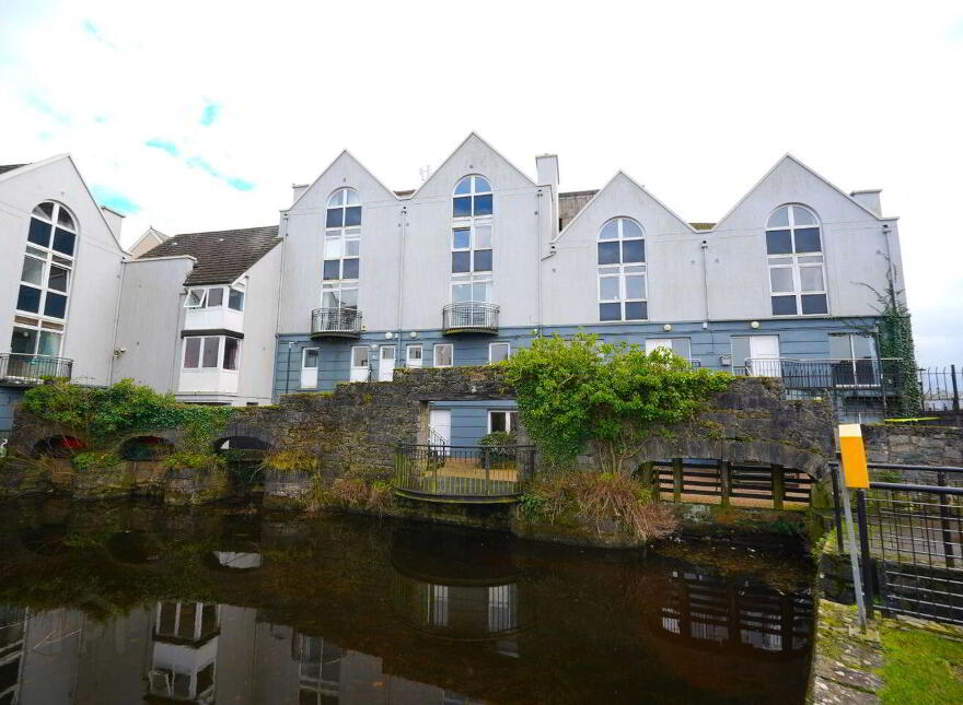 36 The Waterfront, Bridge Street, Galway City Centre, H91WC90