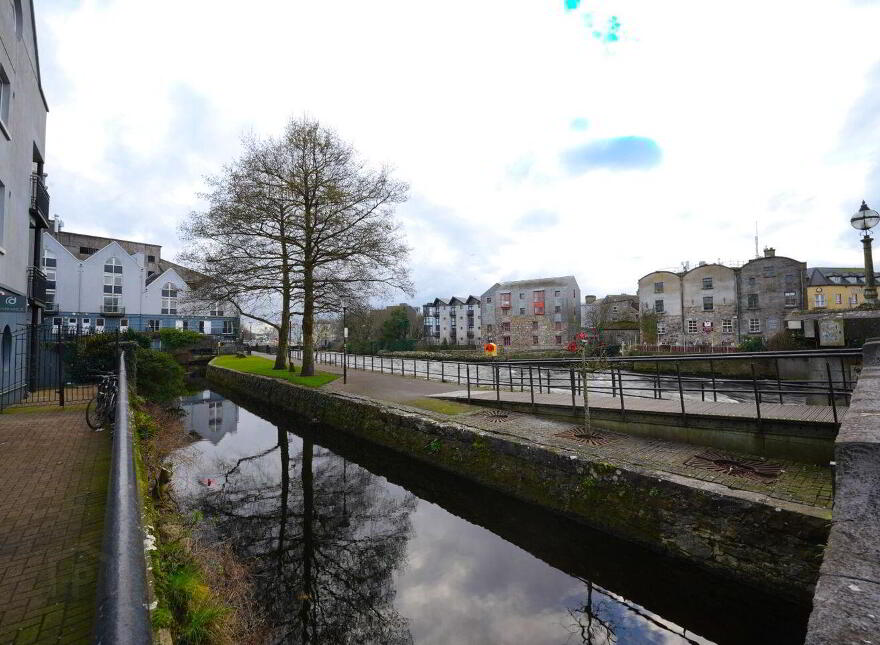36 The Waterfront, Bridge Street, Galway City Centre, H91WC90