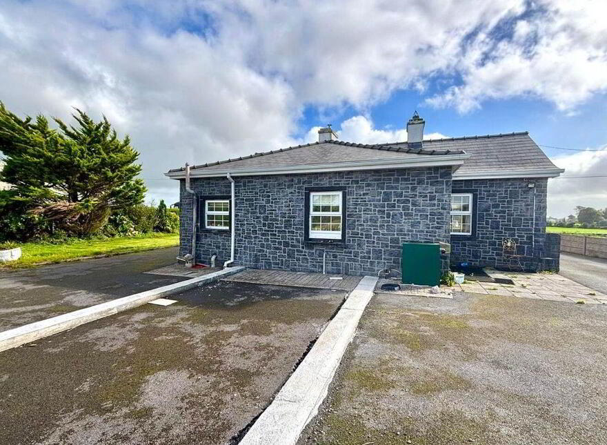 Rose Cottage, Brownsgrove, Tuam, H54EV76