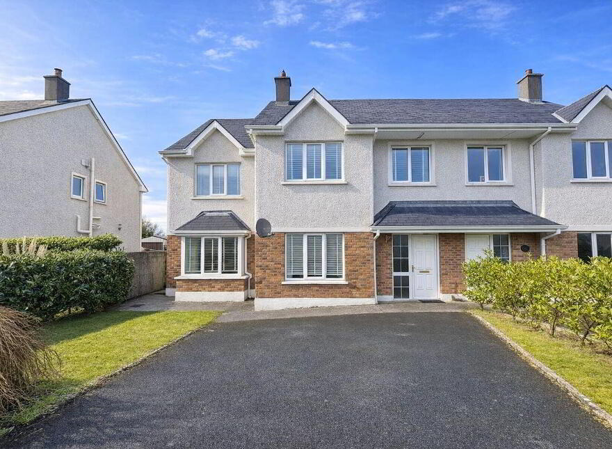 19 The Meadows, Mountbellew, H53Y221