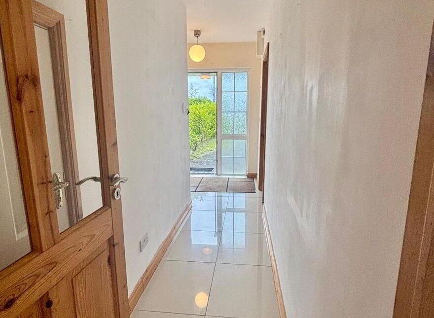 19 The Meadows, Mountbellew, H53Y221