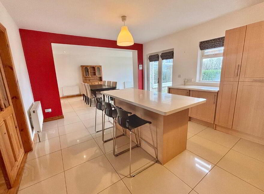 19 The Meadows, Mountbellew, H53Y221