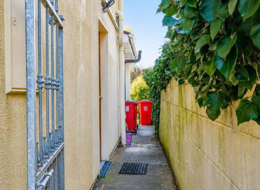 10 Greenfields Road, Newcastle, H91WE5V