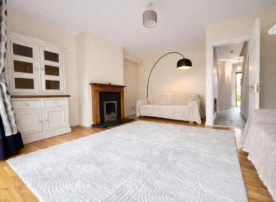 31 Palace Fields, Tuam, H54F821