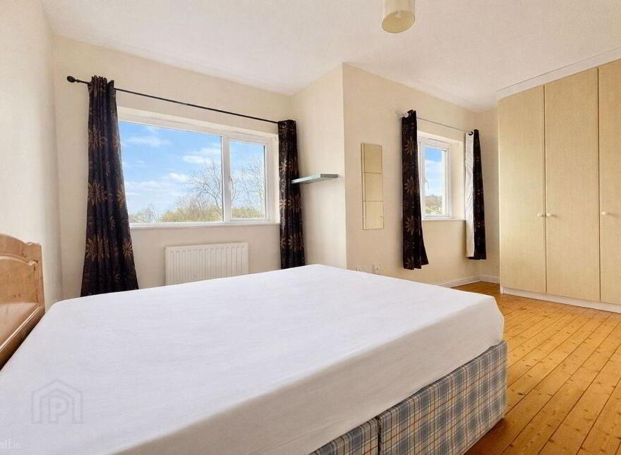 31 Palace Fields, Tuam, H54F821