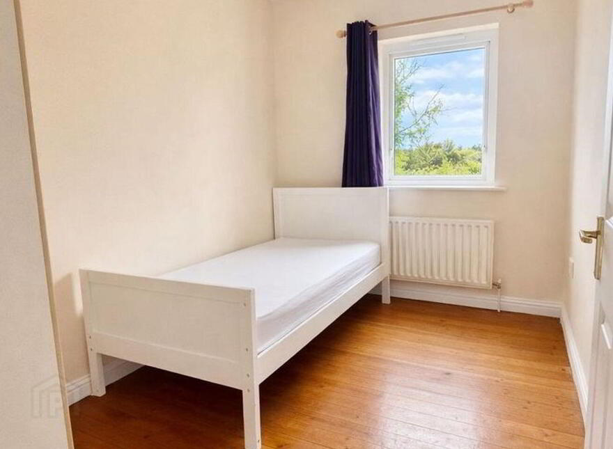31 Palace Fields, Tuam, H54F821