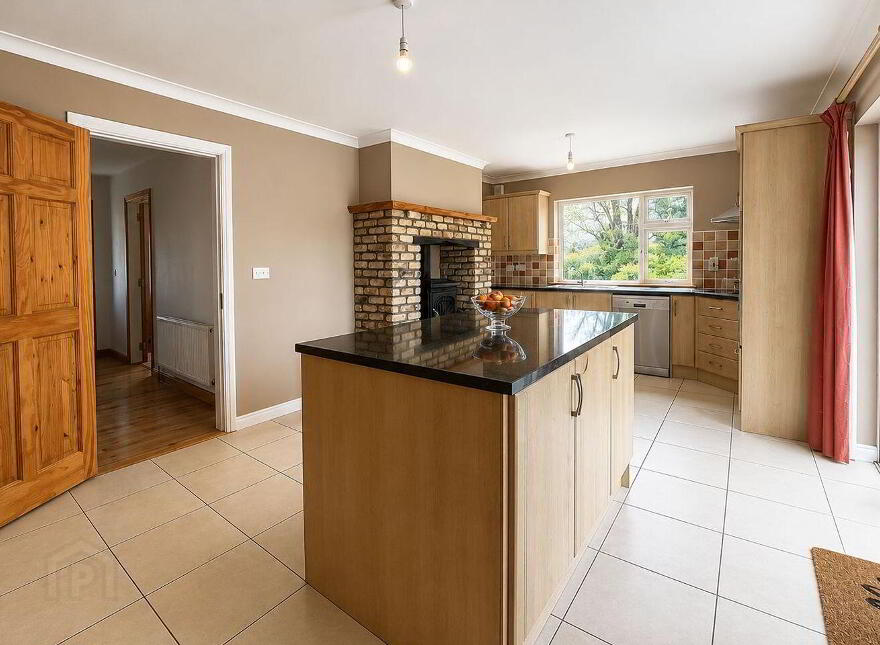 Knockavanny, Birmingham Road, Tuam, H54CH63
