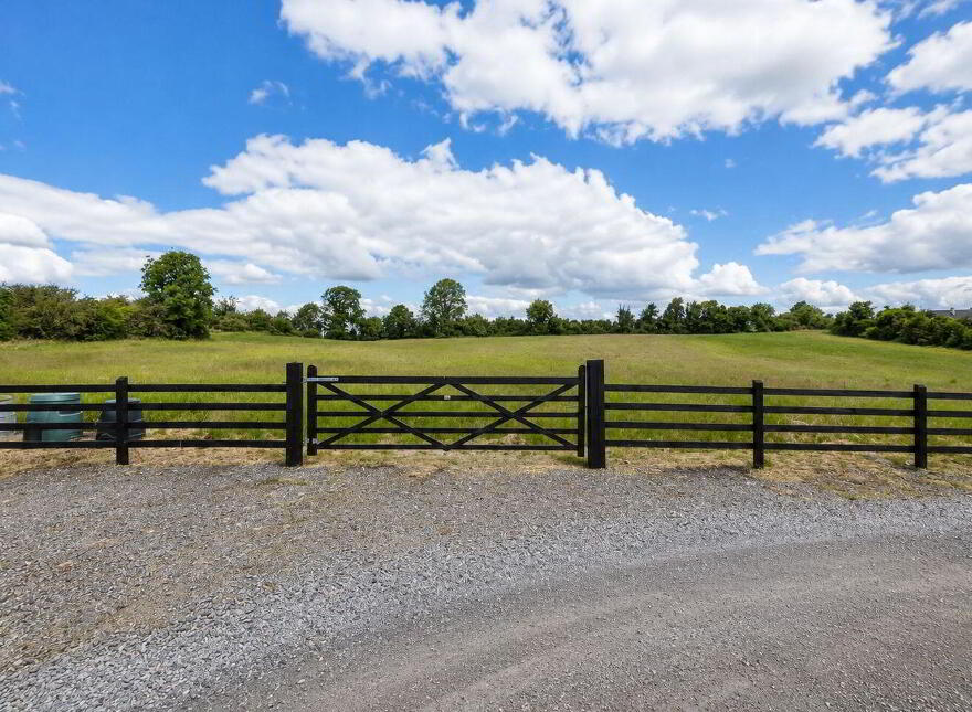 Knockavanny, Birmingham Road, Tuam, H54CH63