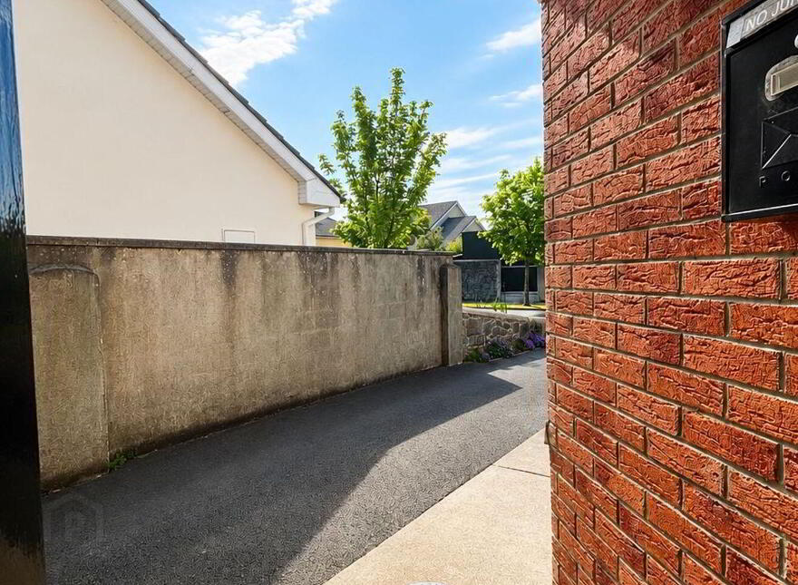177 Palace Fields, Tuam, H54FN83