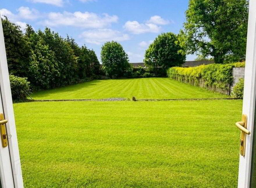 Athenry Road, Loughrea, H62X089
