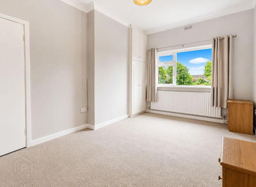 Athenry Road, Loughrea, H62X089