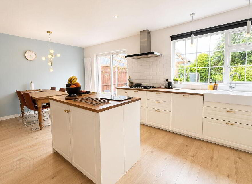 19 Black Acre, Tuam, H54VP80