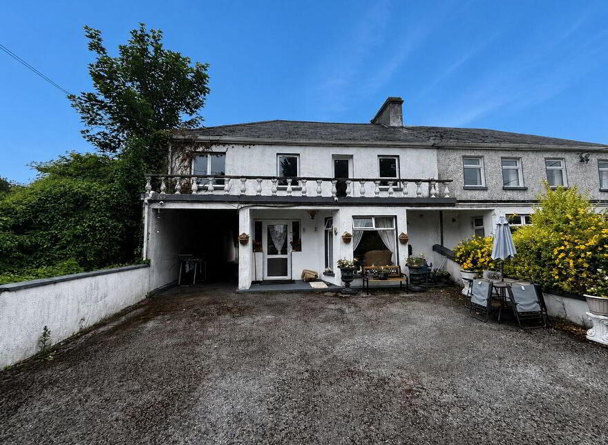 Furstville, Sarsfield Road, Ballinasloe, H53A9D0
