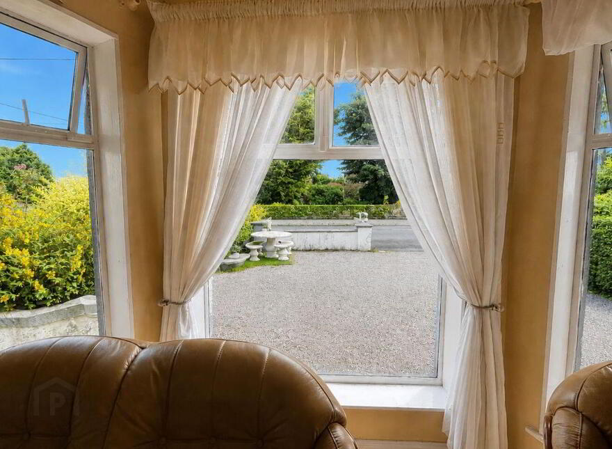 Furstville, Sarsfield Road, Ballinasloe, H53A9D0