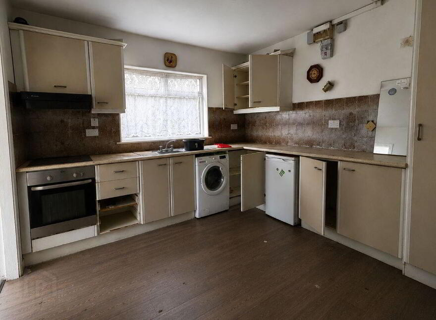 Furstville, Sarsfield Road, Ballinasloe, H53A9D0