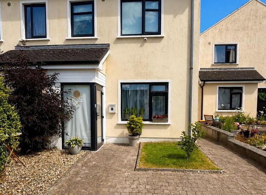 9 Country Meadows, Tuam, H54X440