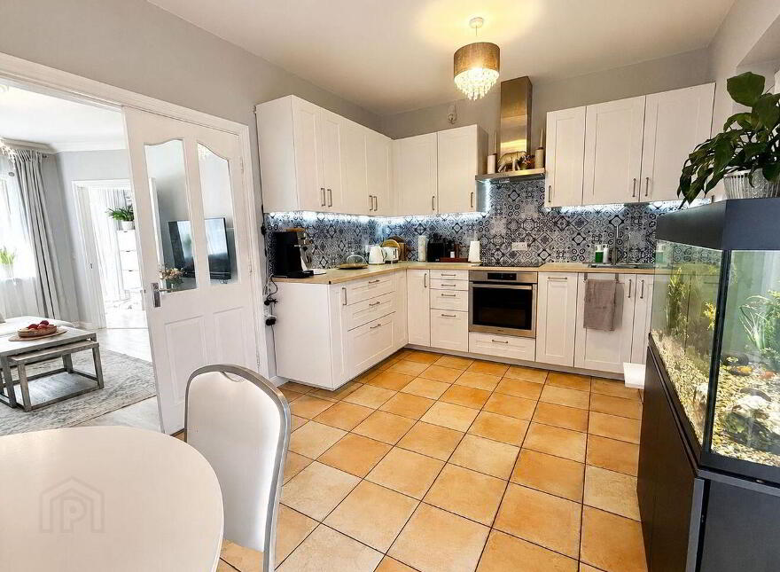 9 Country Meadows, Tuam, H54X440