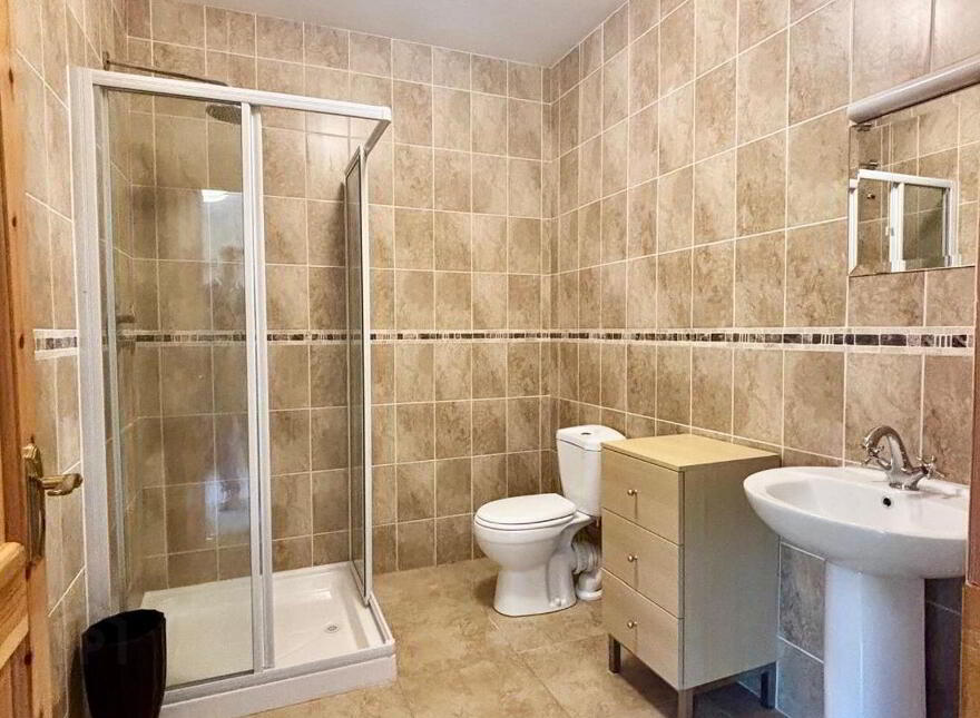 Kilcreevanty, Tuam, H54R235