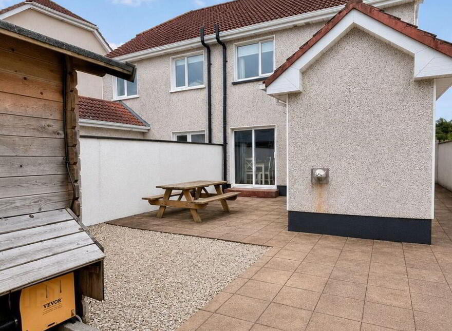 62 Woodfield, Galway Road, Tuam, H54HV26