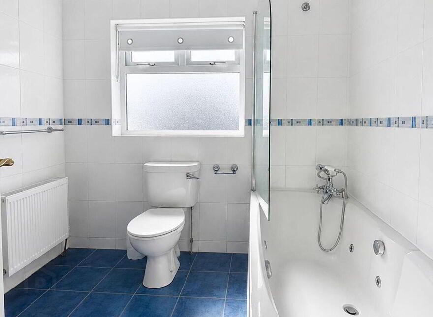 29 Cois Na Habhainn, Abbeyknockmoy, H54PX03