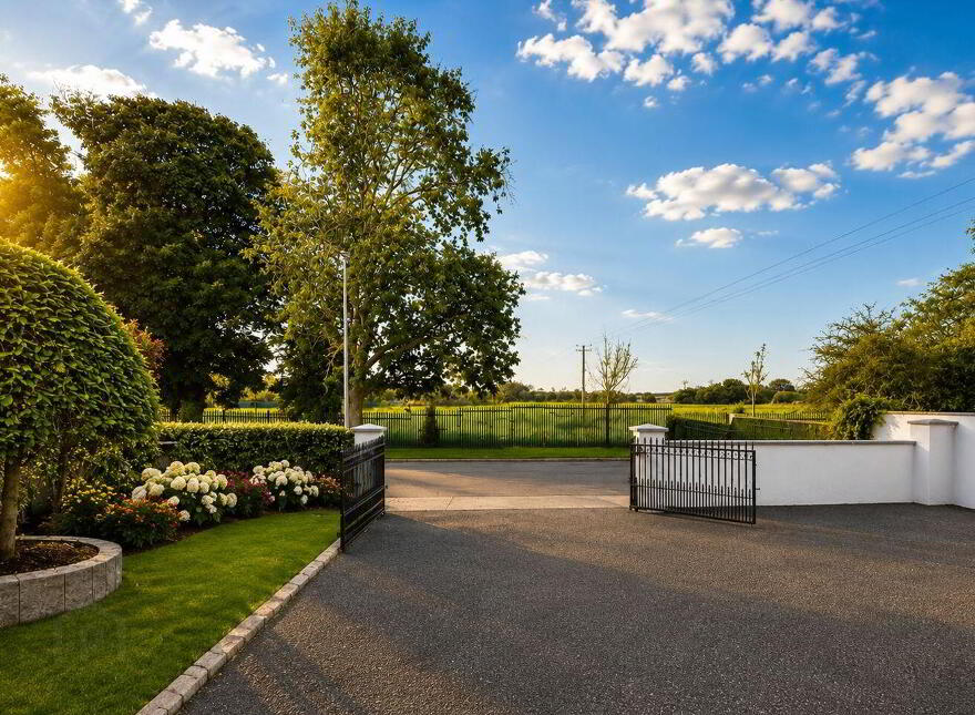 29 Cois Na Habhainn, Abbeyknockmoy, H54PX03