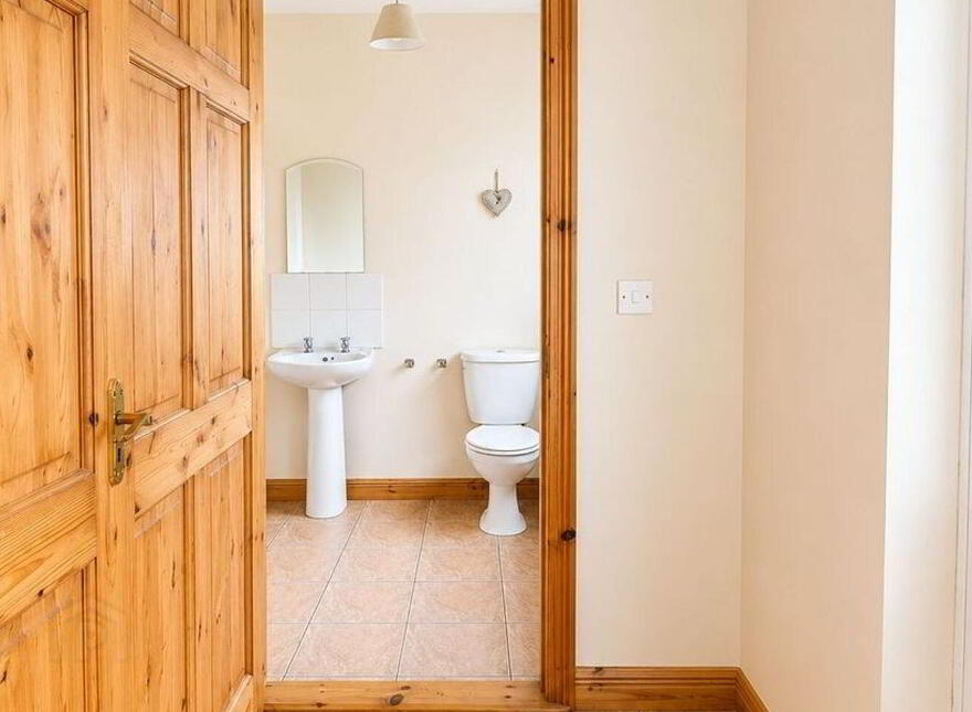 17 Dun Chaoin, Dunmore, H54HC60