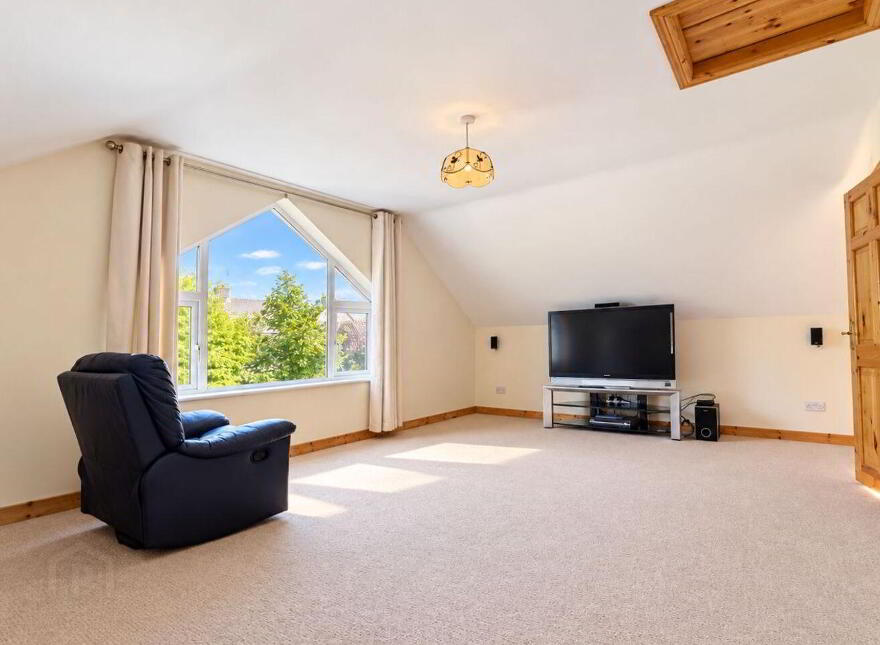 1 Hawthorn Drive, Renmore, H91RCC1