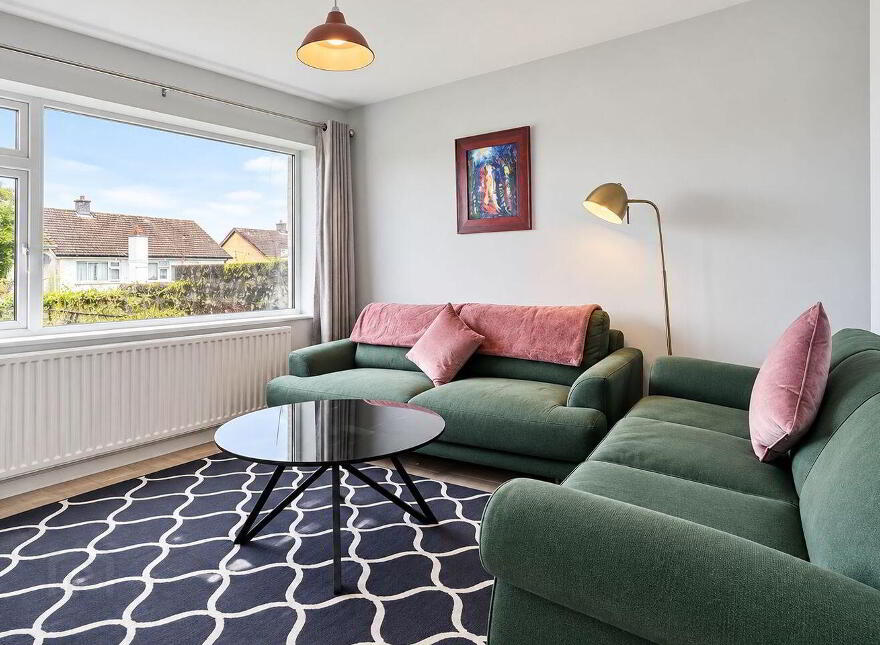 17 Sandyview Drive, Riverside, Tuam Road, H91N295