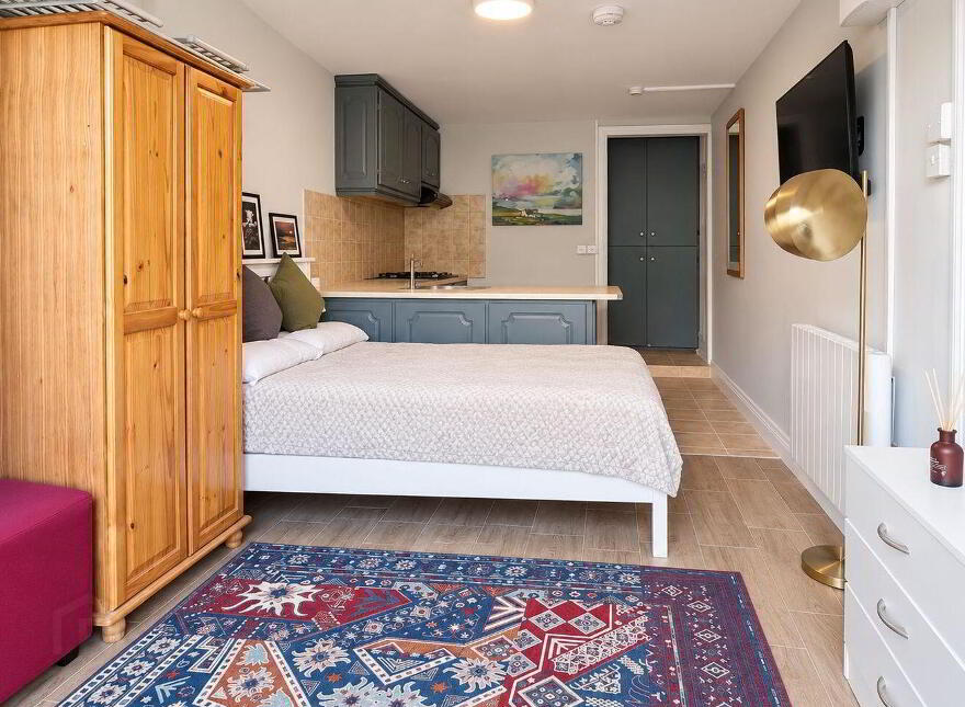 17 Sandyview Drive, Riverside, Tuam Road, H91N295