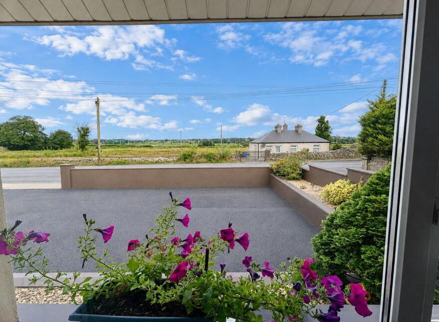 Carrowpeter, Dublin Road, Tuam, H54YR26