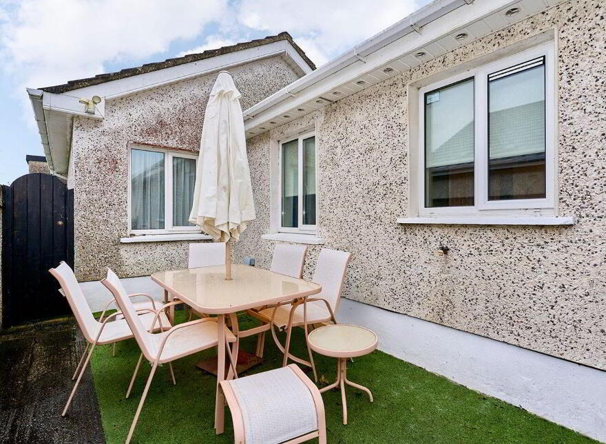 20 Dreenane Park, Carbury, Derrinturn, W91X3P9
