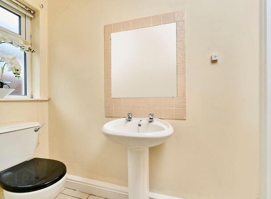 9 Grattan Park, Carbury, Derrinturn, W91F611