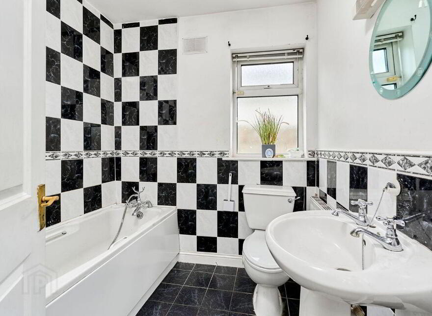 9 Grattan Park, Carbury, Derrinturn, W91F611