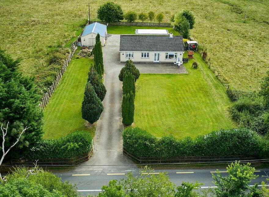 Carrick, Edenderry, Grange, R45VW47 photo