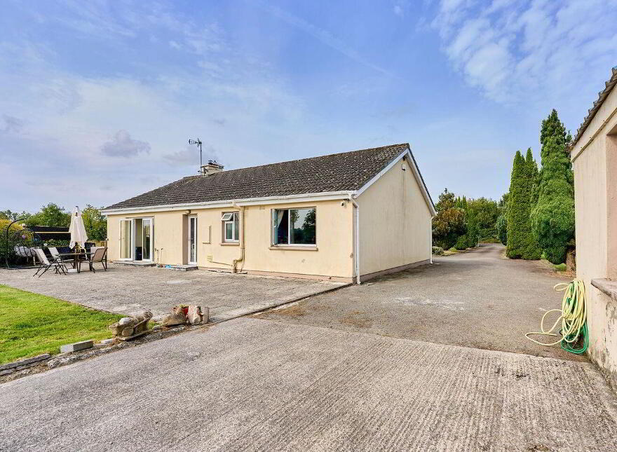 Carrick, Edenderry, Grange, R45VW47